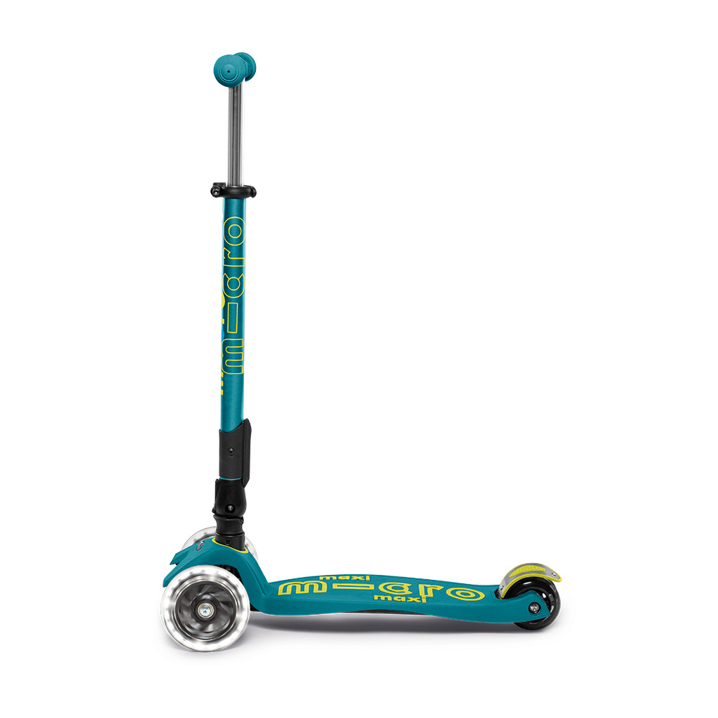 Maxi Micro Deluxe Foldable LED Kinderroller