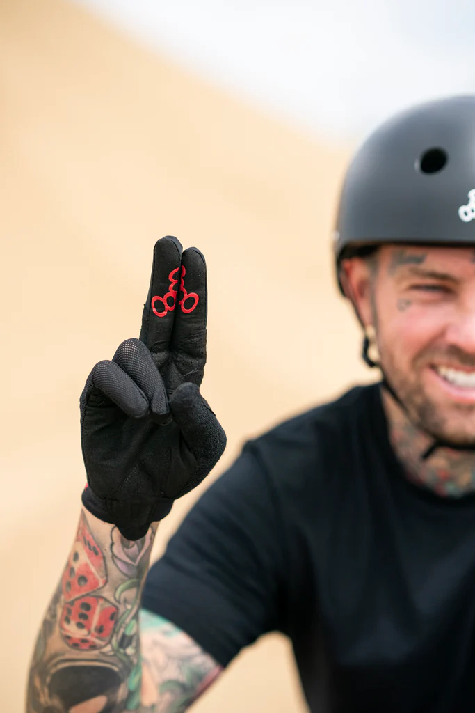  Triple 8 Exoskin Gloves 