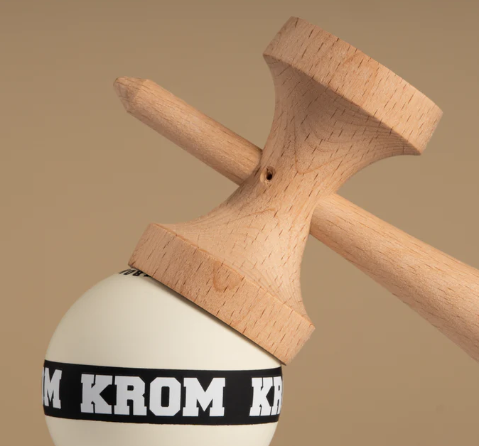 KROM Kendama Strogo NEA