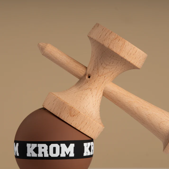 KROM Kendama Strogo NEA