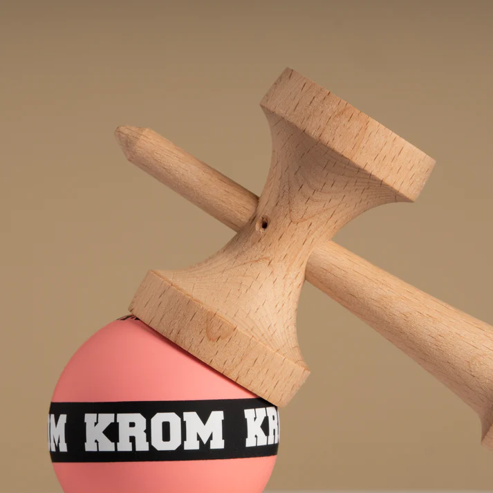 KROM Kendama Strogo NEA