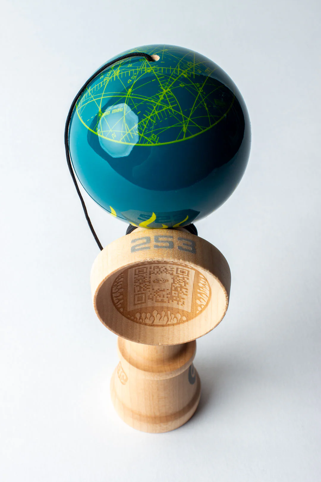 Sweets Kendama Sig Model Cooper Eddy