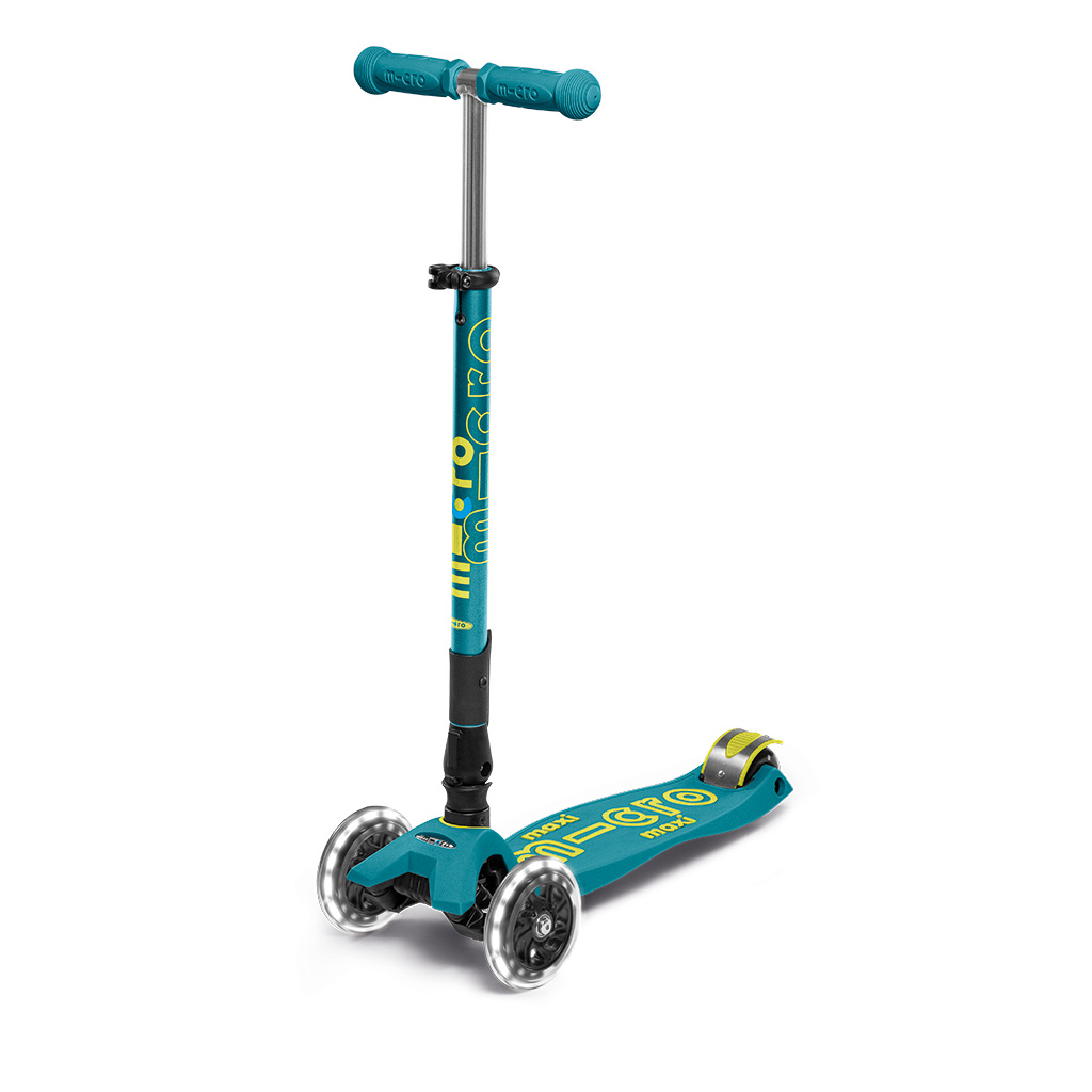 Maxi Micro Deluxe Foldable LED Kinderroller